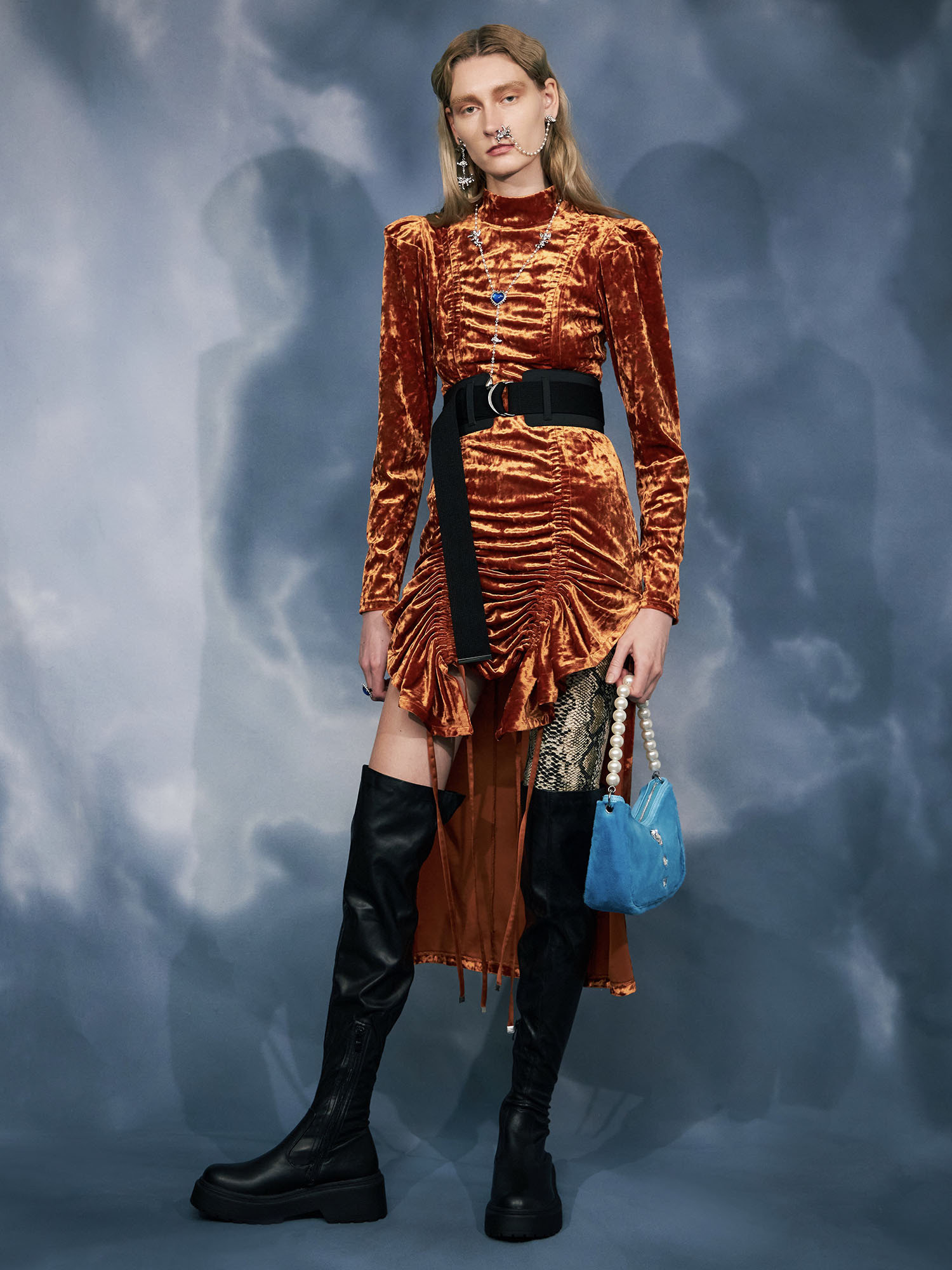 2021 WINTER COLLECTION – PAMEO POSE